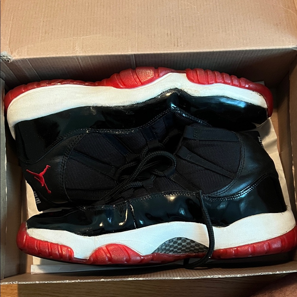 Size 12.5. Jordan 2000 XI Bred. Restoration Project.